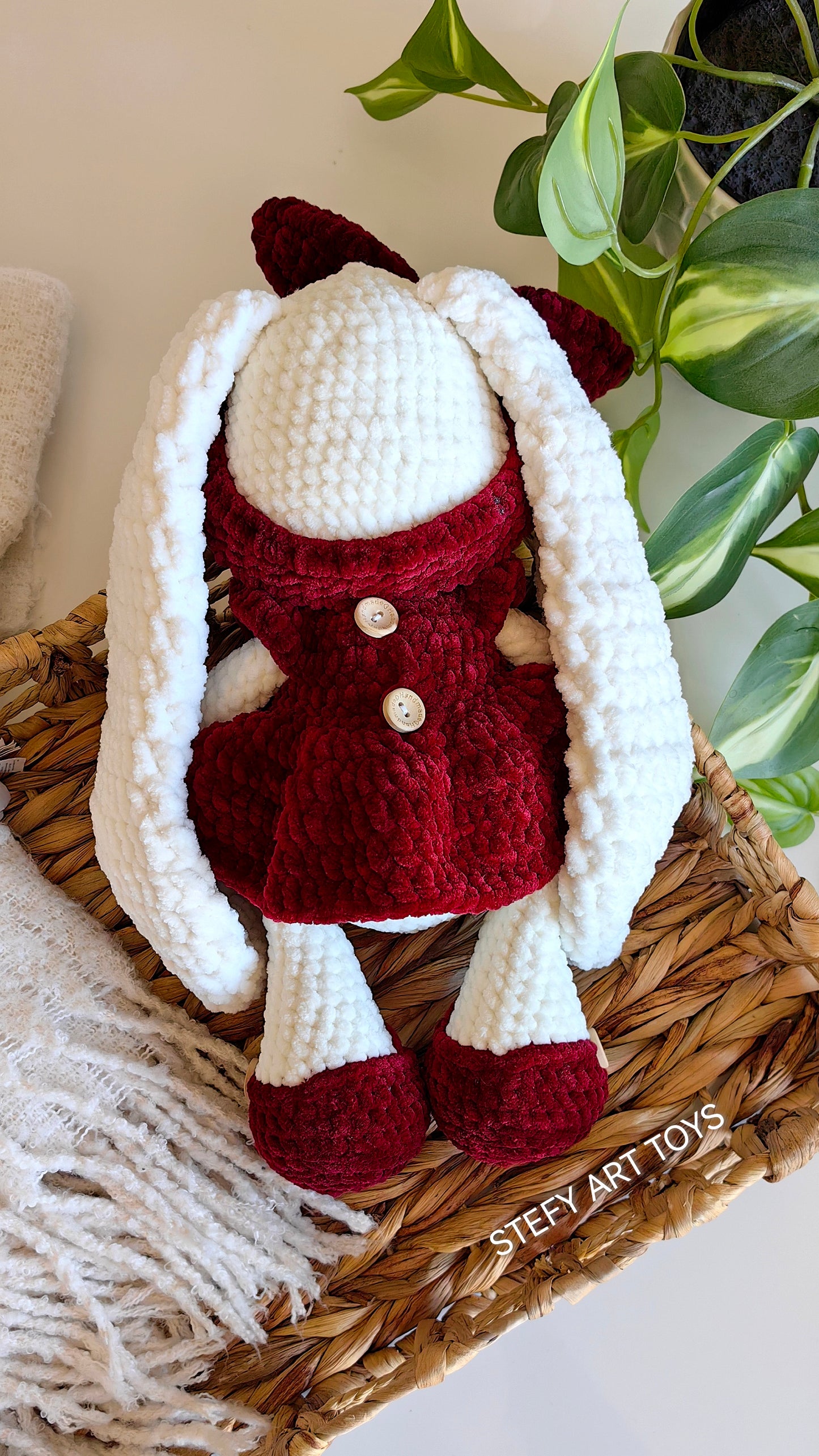 Bunny Eve PDF crochet pattern