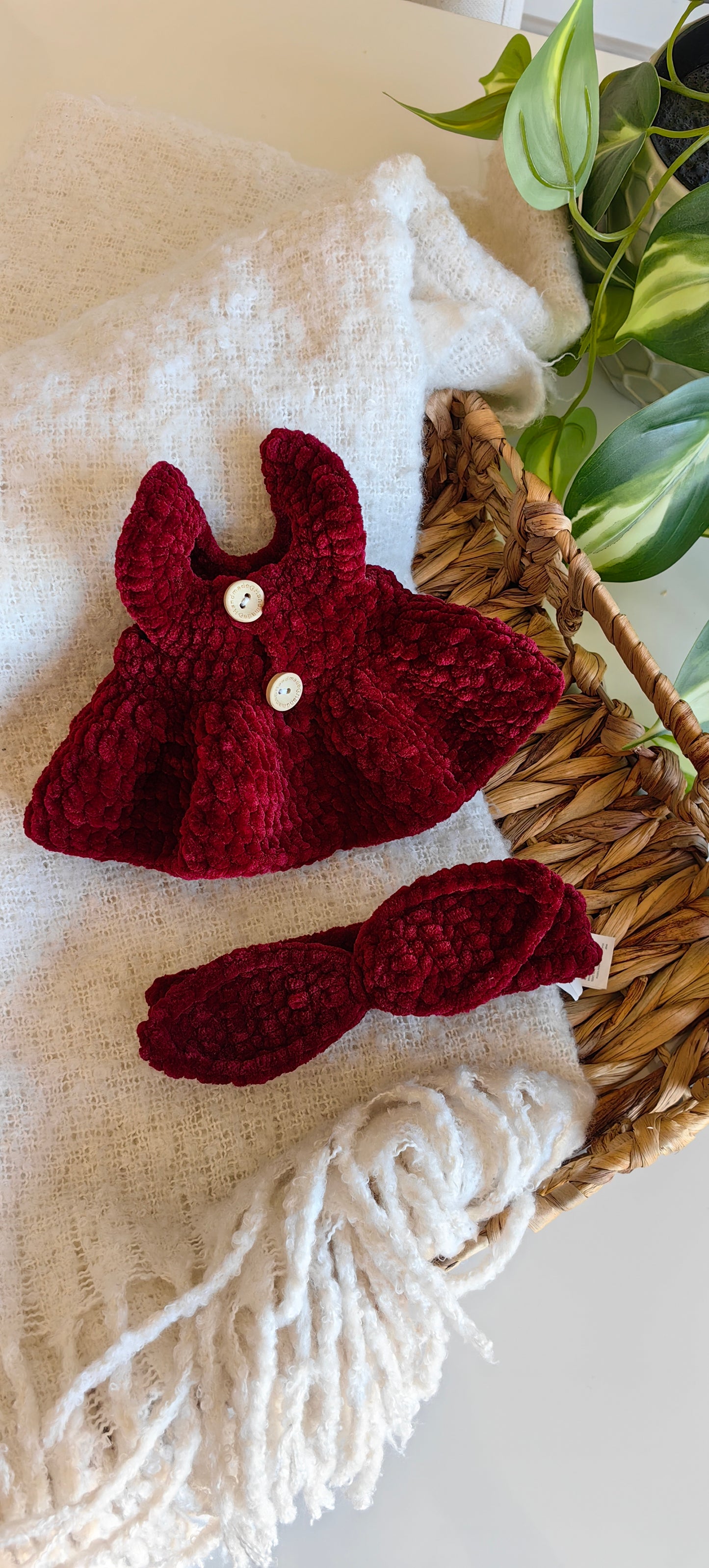 Bunny Eve PDF crochet pattern